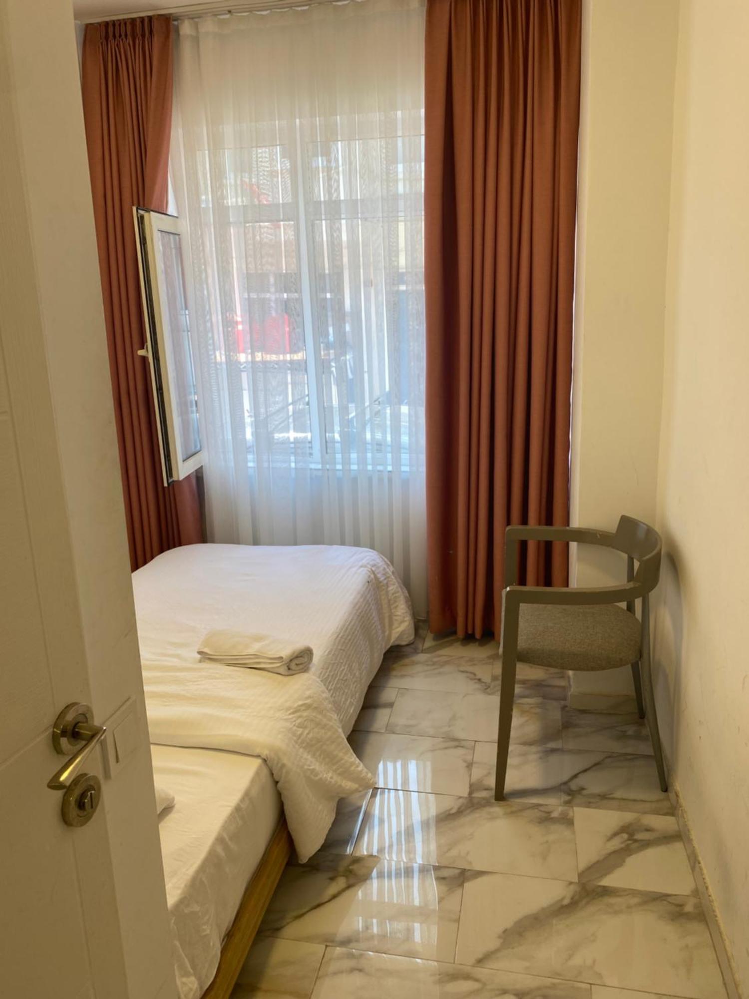 Yenikapi Hotel Istanbul Exterior photo